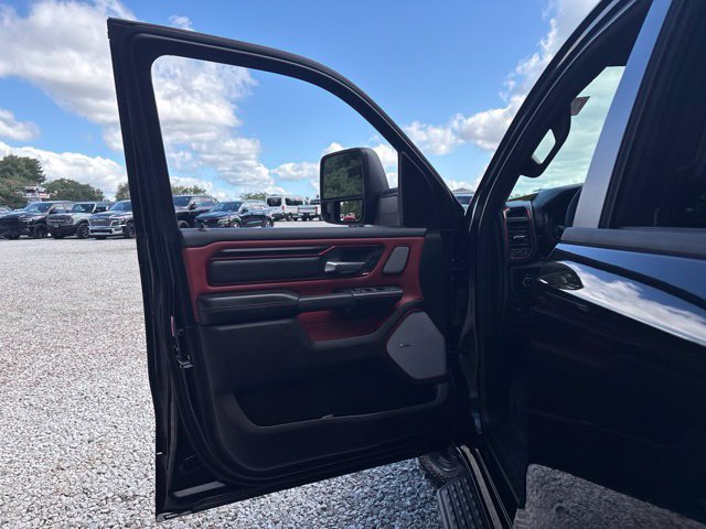 Used 2025 RAM 1500 Rebel w/ Advanced Safety Group II AWD/4WD image 15