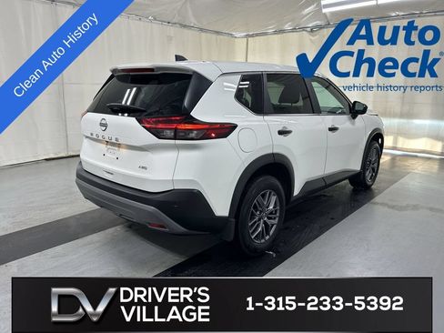 Used 2023 Nissan Rogue S AWD/4WD image 2