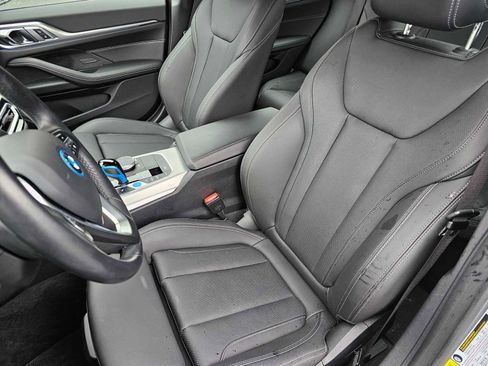 Used 2023 BMW i4 eDrive35 image 21