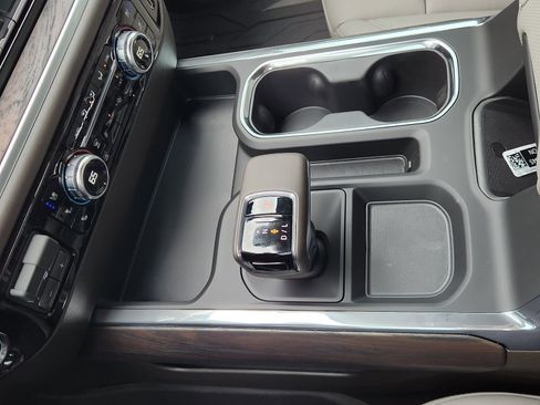 New 2026 GMC Sierra 1500 SLT w/ SLT Premium Package image 25