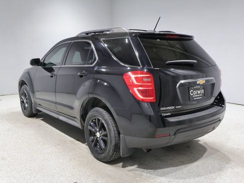 Used 2017 Chevrolet Equinox LT w/ Convenience Package AWD/4WD image 5