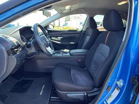 Used 2024 Nissan Sentra SR FWD image 32