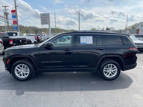 Used 2023 Jeep Grand Cherokee L Laredo w/ Luxury Tech Group I image 9