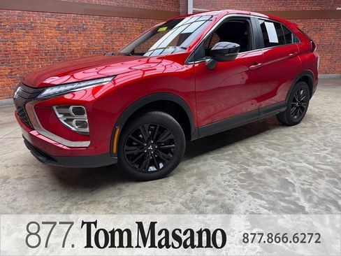 Used 2024 Mitsubishi Eclipse Cross LE image 1