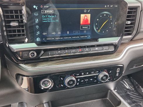 Used 2024 Chevrolet Silverado 1500 RST RWD image 17