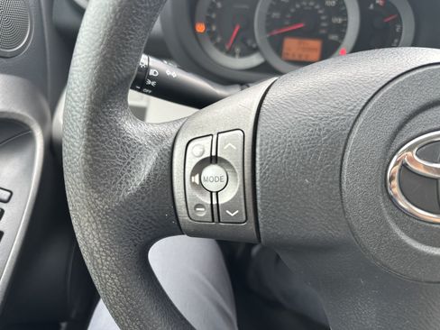Used 2012 Toyota RAV4 4WD w/ Value Pkg image 27