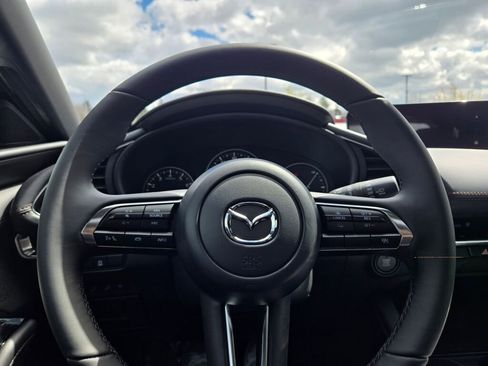 New 2026 MAZDA MAZDA3 2.5 S Hatchback w/ Premium Pkg image 32