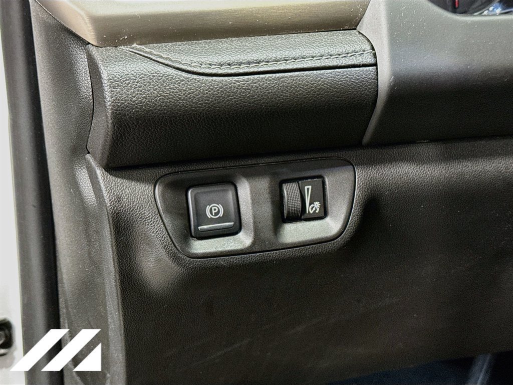Used 2017 GMC Acadia Denali AWD/4WD image 10