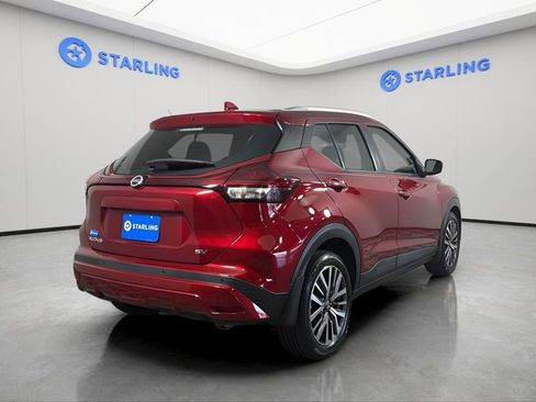 Used 2021 Nissan Kicks SV FWD image 8