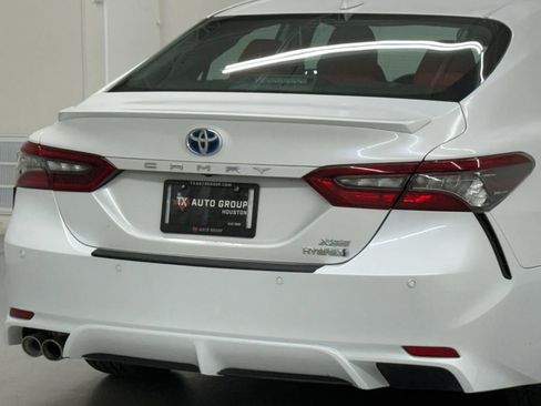 Used 2021 Toyota Camry XSE w/ Navigation Upgrade Package image 37