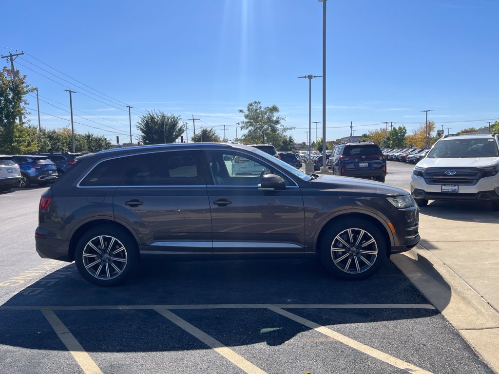 Used 2017 Audi Q7 3.0T Prestige AWD/4WD image 5