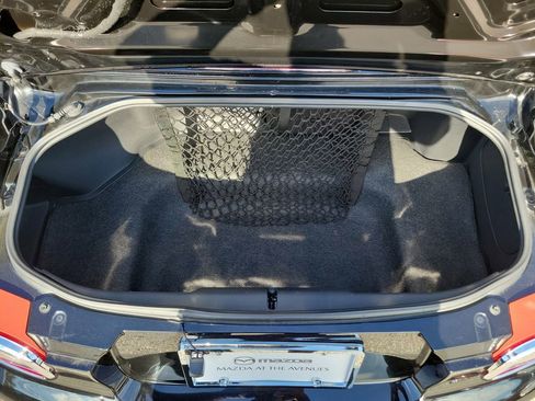 Used 2009 MAZDA MX-5 Miata Sport image 9