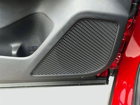 New 2025 Mitsubishi Outlander Base image 22