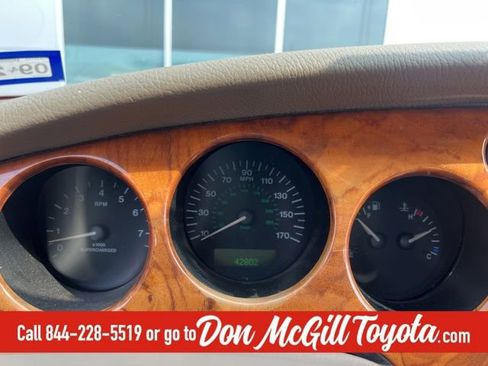 Used 2002 Jaguar XK8 Convertible image 5