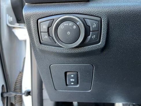 Used 2016 Ford F150 XLT w/ Equipment Group 302A Luxury AWD/4WD image 22