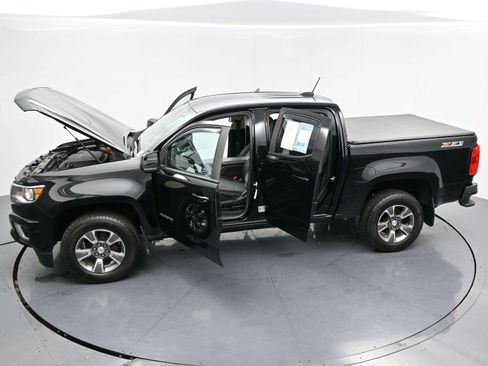 Used 2019 Chevrolet Colorado Z71 image 41
