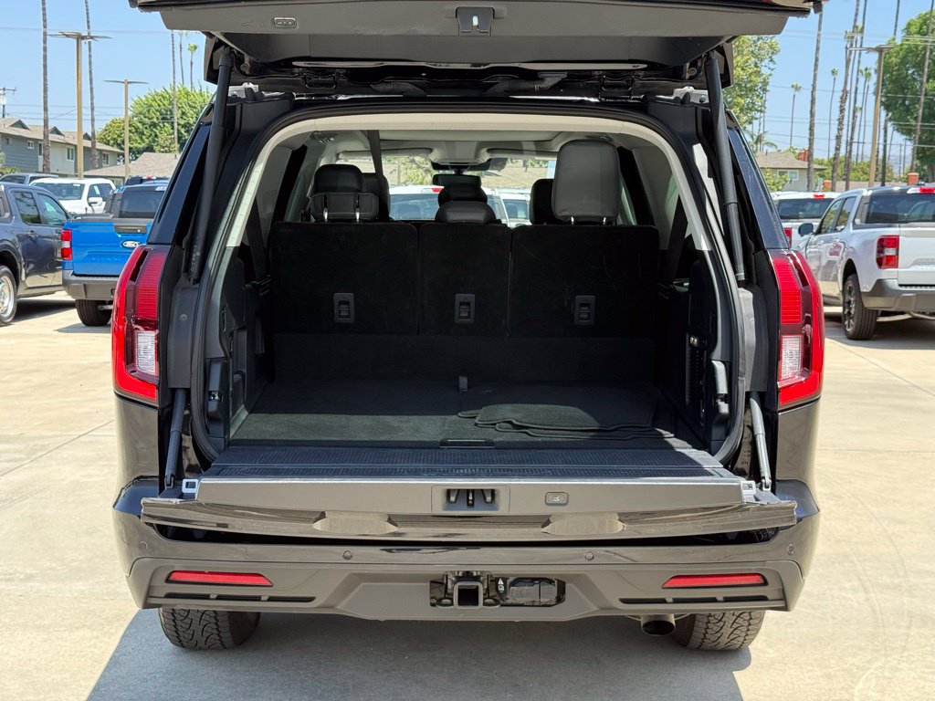 Certified 2025 Ford Expedition Max Active AWD/4WD image 17
