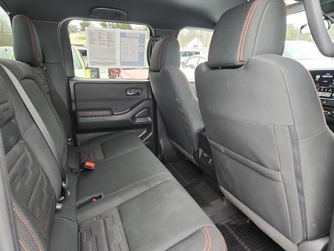 Used 2023 Nissan Frontier PRO-4X w/ Pro Convenience Package image 28
