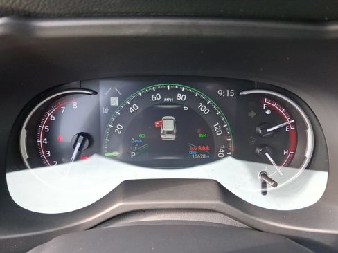 Used 2024 Toyota RAV4 XLE Premium FWD image 18