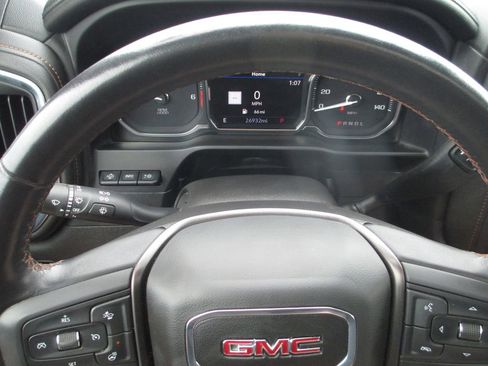 Used 2021 GMC Sierra 1500 AT4 w/ AT4 Premium Package AWD/4WD image 36