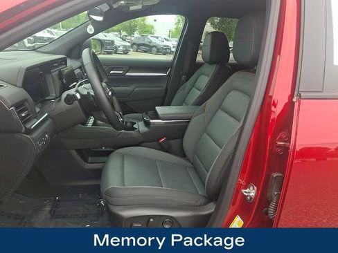 Used 2026 GMC Terrain AT4 w/ Convenience Package III AWD/4WD image 2
