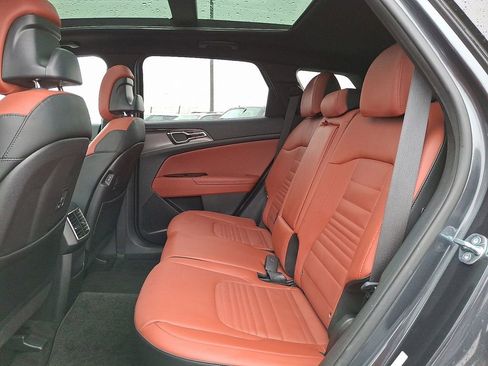 Certified 2023 Kia Sportage SX image 10