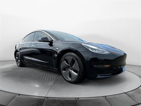 Used 2019 Tesla Model 3 Long Range image 7
