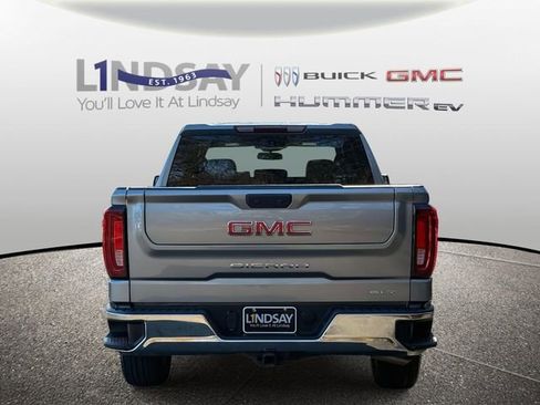 Certified 2025 GMC Sierra 1500 SLT image 3