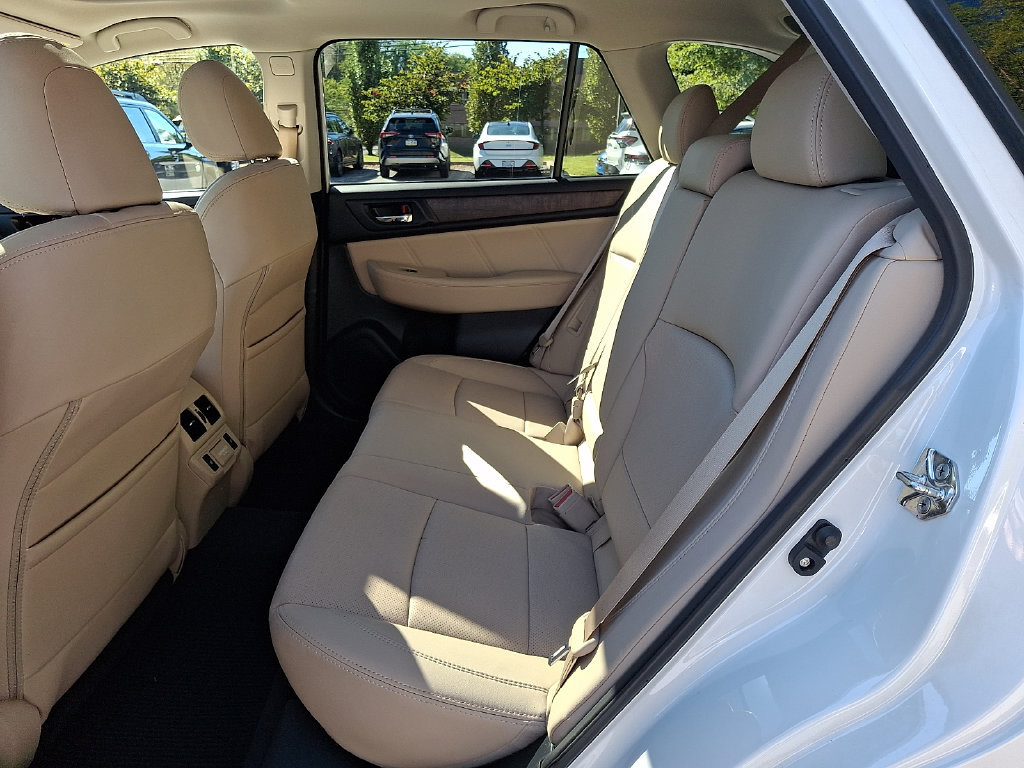 Used 2018 Subaru Outback 2.5i Limited AWD/4WD image 10