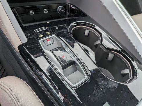 New 2025 Audi Q5 Premium Plus image 8