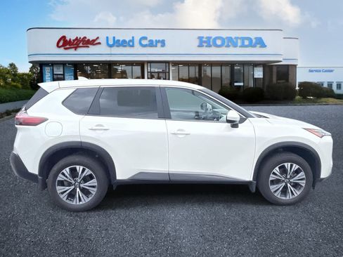 Used 2023 Nissan Rogue SV AWD/4WD image 6
