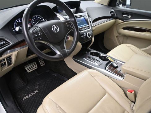 Used 2018 Acura MDX SH-AWD image 2