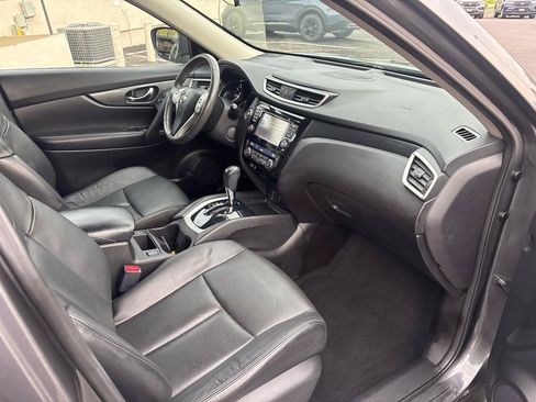 Used 2014 Nissan Rogue SL AWD/4WD image 32