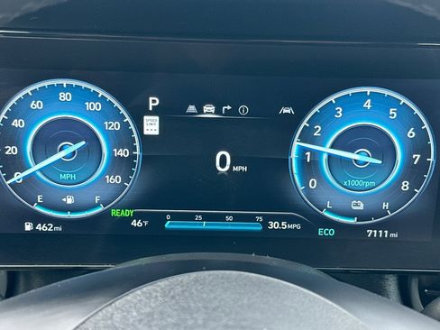 Certified 2025 Hyundai Elantra SEL image 24