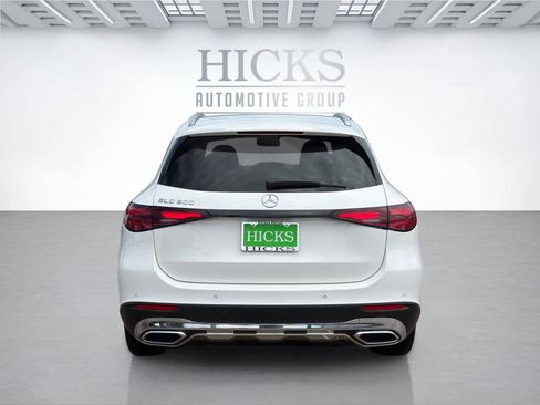 Used 2026 Mercedes-Benz GLC 300 image 6