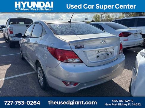 Used 2016 Hyundai Accent SE image 2