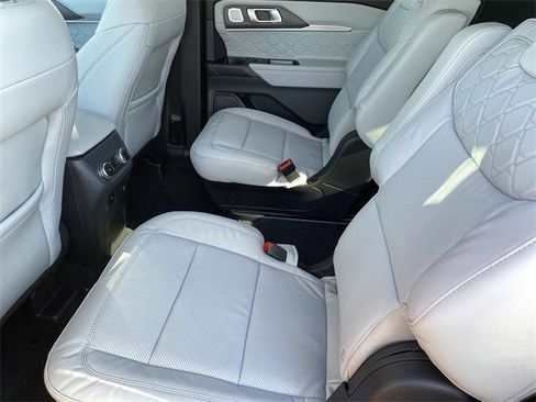 New 2026 Ford Explorer Platinum w/ LUX Leather Package image 40