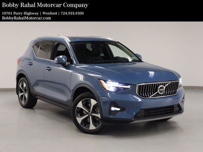 Used 2023 Volvo XC40 B5 Plus w/ Climate Package