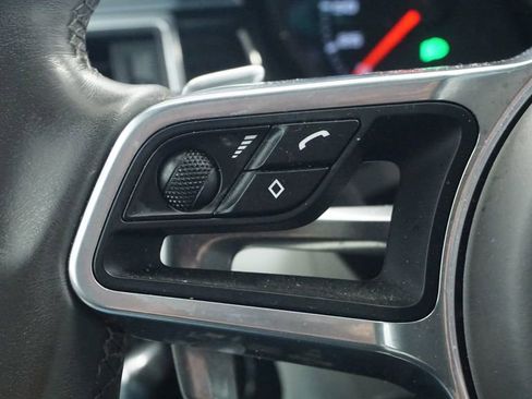 Used 2017 Porsche Macan S image 34