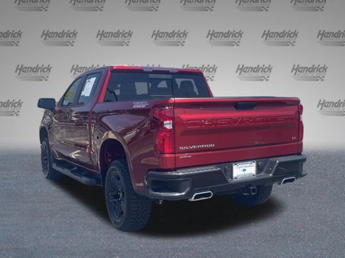 Used 2024 Chevrolet Silverado 1500 LT Trail Boss w/ Convenience Package II AWD/4WD image 9