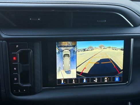 Used 2024 GMC Yukon XL Denali w/ Max Trailering Package image 11