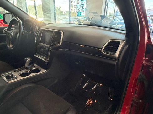 Used 2018 Jeep Grand Cherokee Trailhawk AWD/4WD image 36