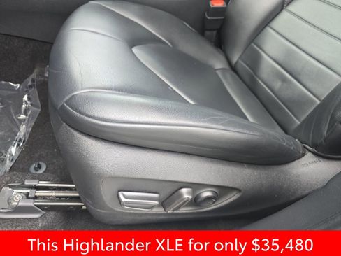 Used 2023 Toyota Highlander XLE image 38