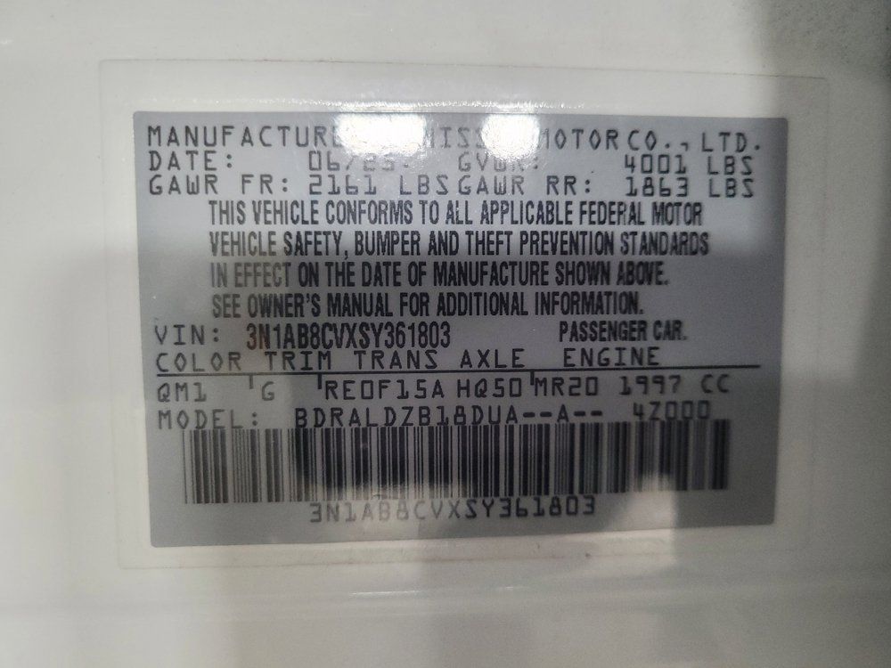 Used 2025 Nissan Sentra SV FWD image 33