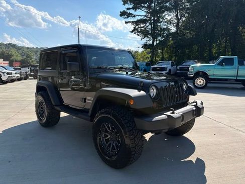 Used 2012 Jeep Wrangler Sport AWD/4WD image 2