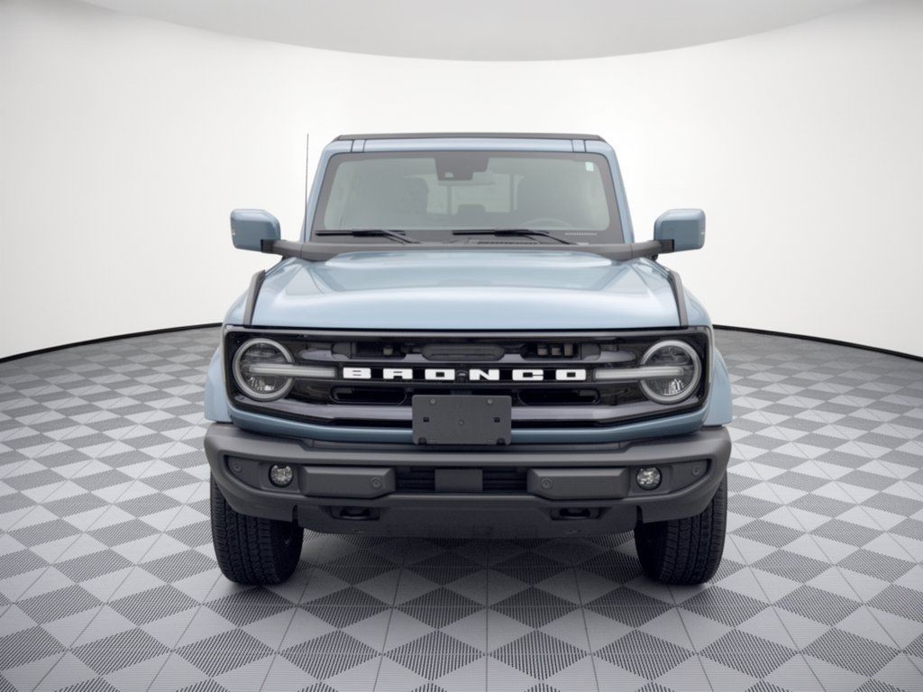 Used 2023 Ford Bronco Outer Banks AWD/4WD image 6