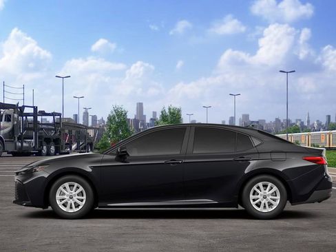 New 2026 Toyota Camry LE AWD/4WD image 4