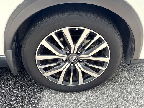 Used 2021 Nissan Kicks SV FWD image 29