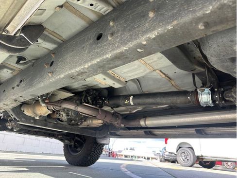 Used 2005 Toyota Tundra Limited image 36