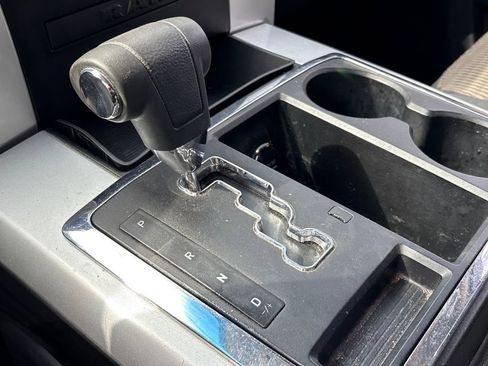 Used 2012 RAM 1500 Classic SLT image 25